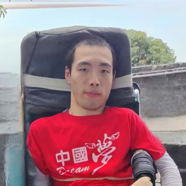 湖南30岁单身帅哥真诚找对象-娄底征婚相亲网