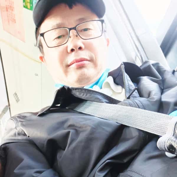 上海56岁单身帅哥真诚找对象-娄底征婚相亲网