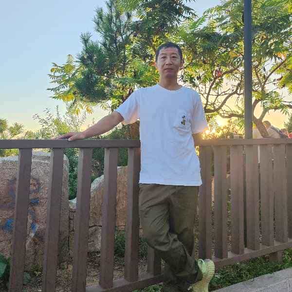 47岁岁辽宁单身帅哥 - 娄底吉缘网