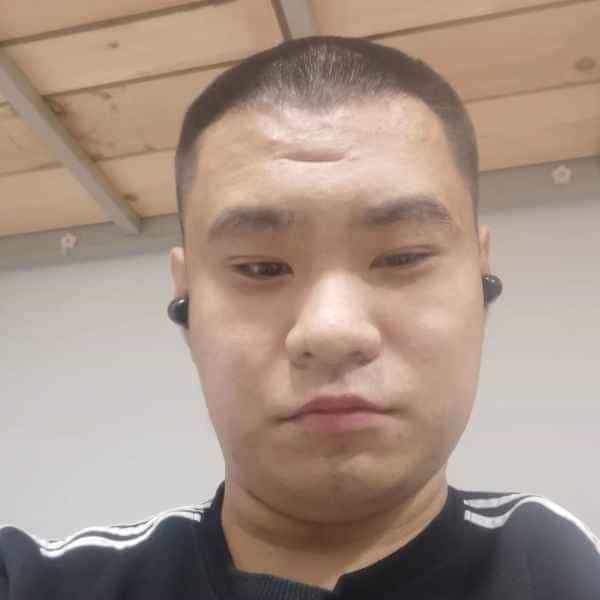 25岁岁山东单身帅哥 - 娄底吉缘网