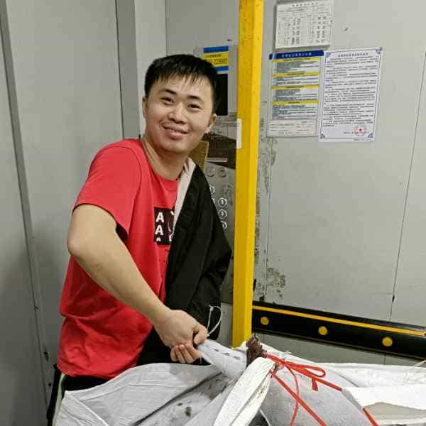 31岁岁福建单身帅哥 - 娄底吉缘网