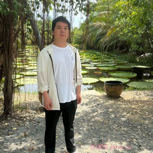 35岁岁河南单身帅哥 - 娄底吉缘网